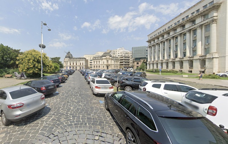 Piața Revoluției din București, cerută înapoi de pietoni: fără trafic și parcări, cu verdeață și spațiu public real
