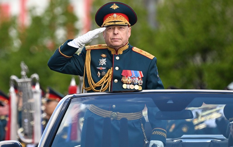 Vladimir Putin l-a demis pe comandantul forțelor terestre ale Rusiei