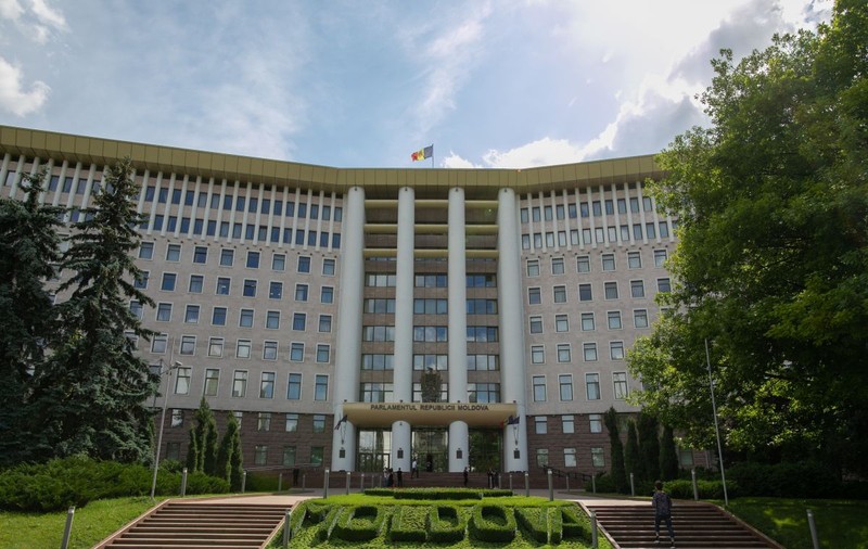Republica Moldova vrea să prelungească cu încă 60 de zile starea de urgență pe fondul „riscurilor de securitate la adresa ţării”