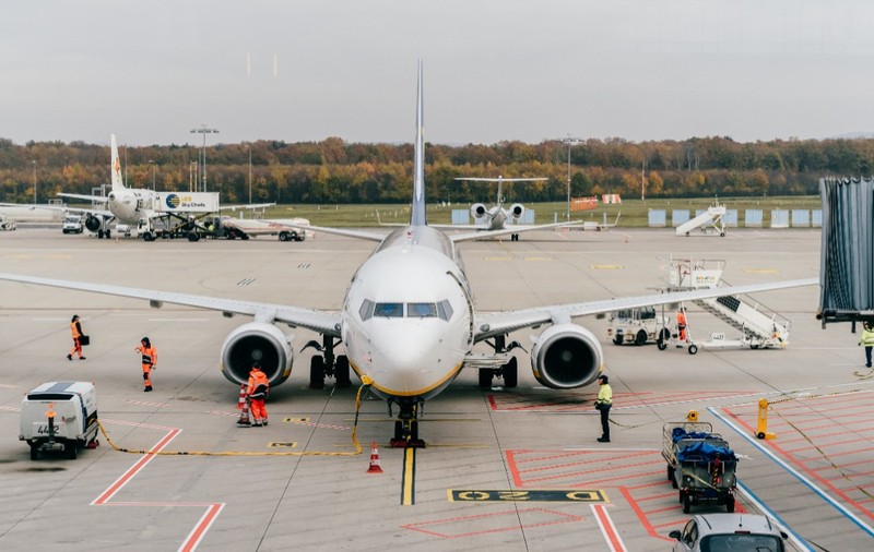 33 de aeroporturi din Europa vor fi înghețate mâine de o grevă a controlorilor aerieni. Sursă foto: Shutterstock