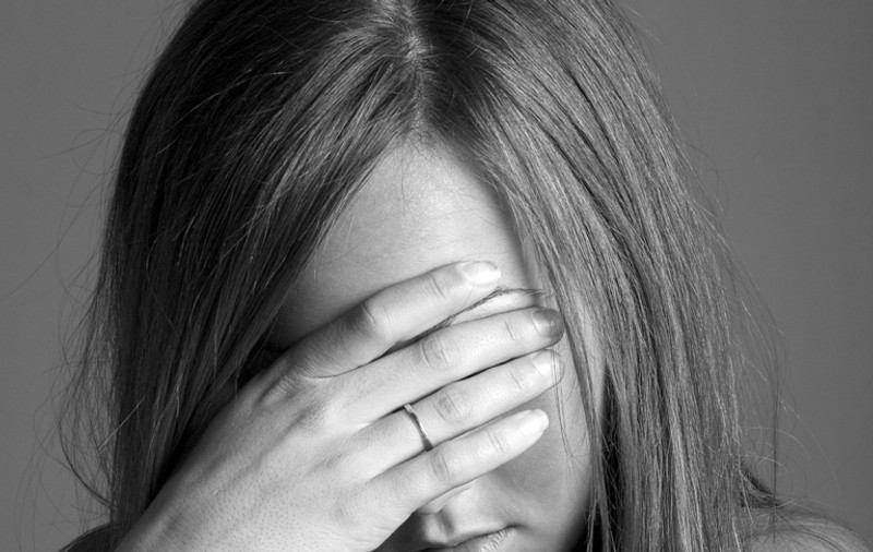 Depresia poate provoca atacuri cerebrale femeilor