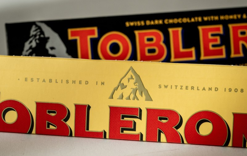 Toblerone, schimbare de imagine după ce o parte din producție se mută din Elveția. Ce se întâmplă cu ciocolata