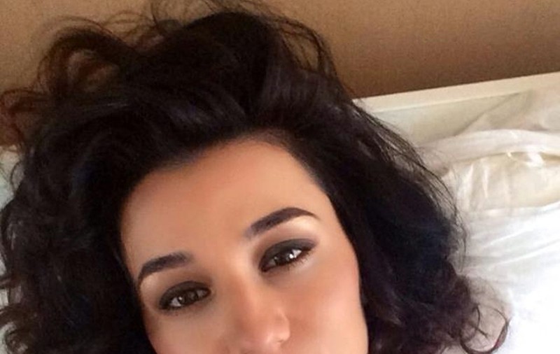 CLAUDIA PĂTRĂŞCANU este ÎNSĂRCINATĂ! Primele FOTOGRAFII cu BURTICA de GRAVIDĂ! | FOTO