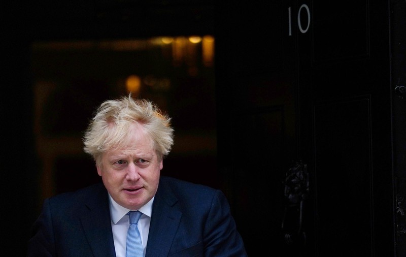 Boris Johnson a suferit luni o intervenție chirurgicală la un spital din Londra. Care este starea premierului