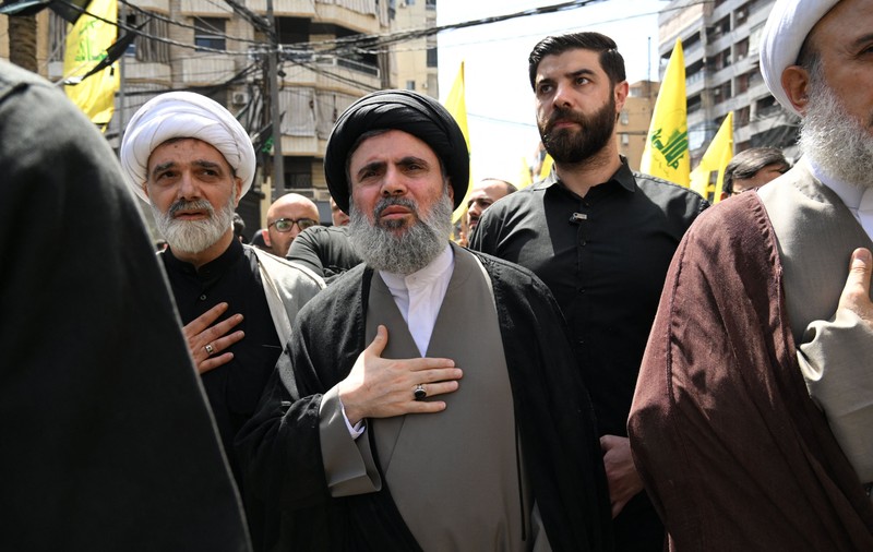 Un responsabil al Hezbollah confirmă că s-a „pierdut” orice contact cu liderul Hashem Safieddine. Se presupune că a fost ucis într-un raid israelian
