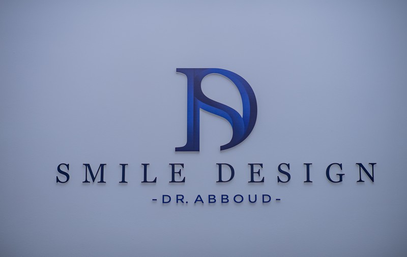 DEMONTĂM MITURI LEGATE DE FAȚETELE DENTARE