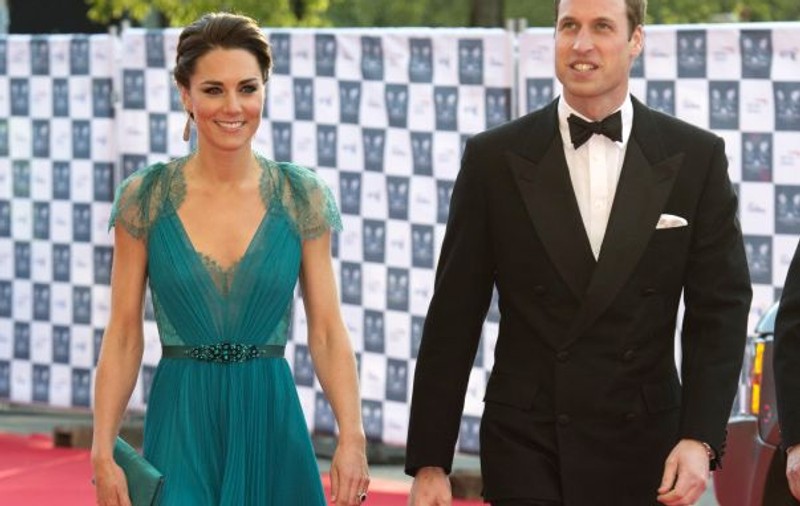 CE SPUN ASTRELE DESPRE BEBELUŞUL REGAL! Află ce fel de persoană va fi băieţelul lui Kate Middleton şi al prinţului William!