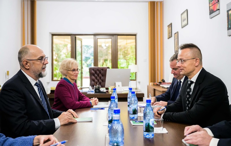 Ministrul ungar de externe anunţă că prioritatea preşedinţiei ungare a UE este procesul de aderare a României la Schengen