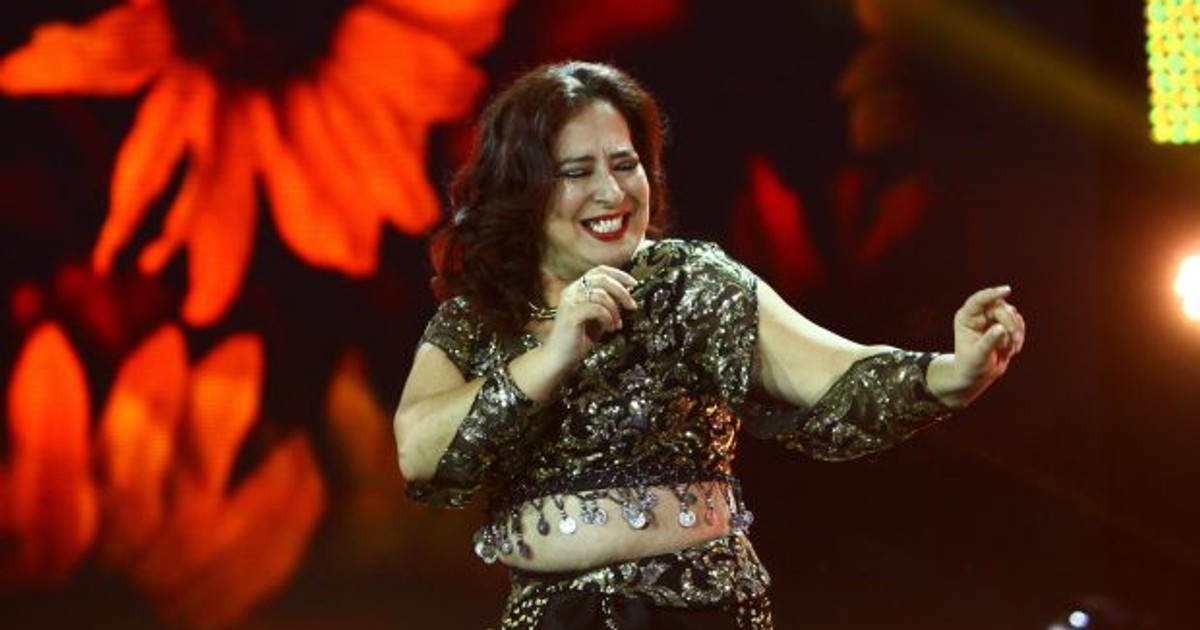 Floricica Dansatoarea, show la apartamentul Oanei Zăvoranu. "Un costum de dansatoare. Vreau să-mi iau și o geantă"