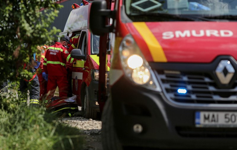 ROMÂNIA VIOLENȚEI SEXUALE. Paramedicul SMURD care a agresat o pacientă în ambulanța în care se mai aflau doi colegi, în arest la domiciliu. Victima „nu a putut face nimic, era «complet paralizată»”