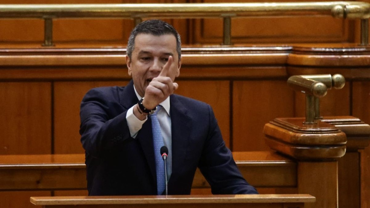 Președintele PSD, Sorin Grindeanu, în Parlament la votul moțiunii de cenzură PSD-AUR împotriva guverului Bolojan, 5 mai 2026