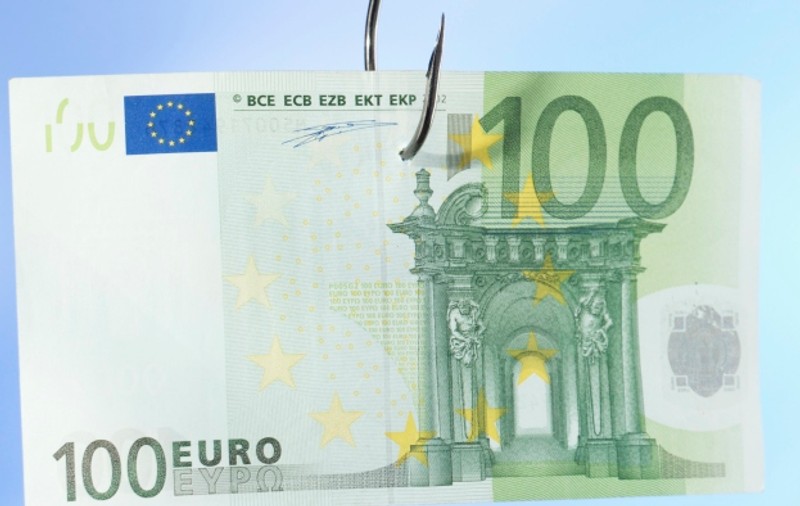 Leul a crescut faţă de euro