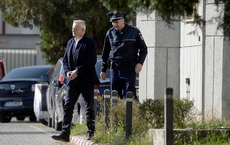 Instanța a greșit pedeapsa lui Sorin Oprescu! Judecătoarea a pierdut prin acte un an din condamnare