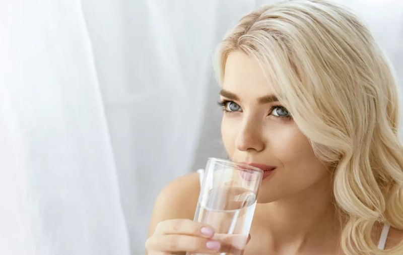 Top 7 alimente care deshidratează! Evită să le consumi pe caniculă