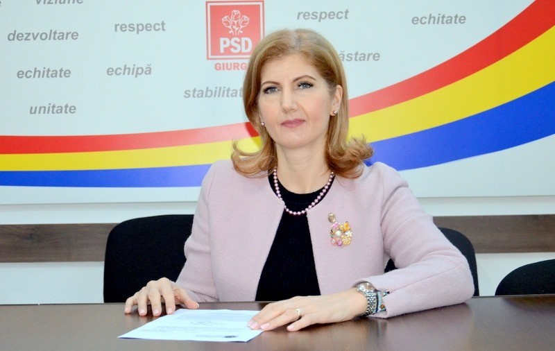 VIDEO | Chef cu manele organizat de deputata PSD Elena Dinu pentru majoratul fiului ei. Polițiștii au dat amenzi de peste 40.000 de lei
