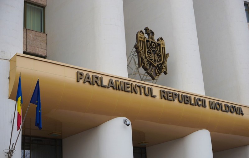 Cum pot vota moldovenii din diaspora la alegerile parlamentare din Republica Moldova 2025