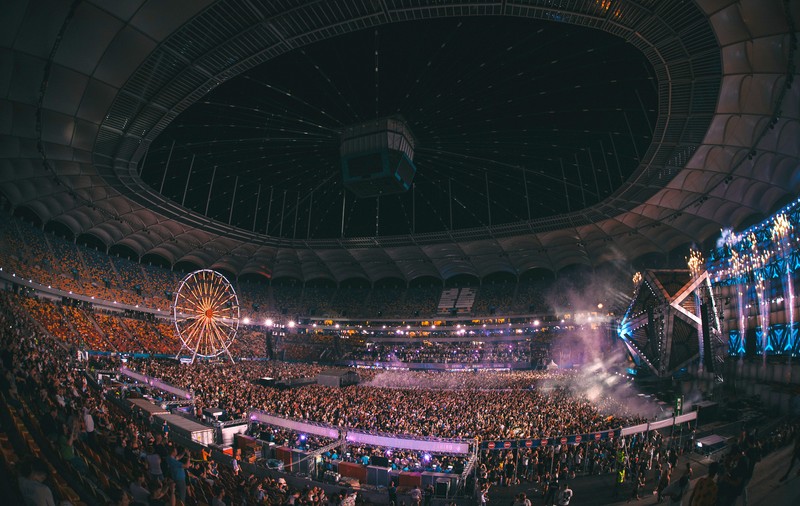 Concertele anului 2023 în România. Sam Smith și Robbie Williams concertează în Piața Constituției, Depeche Mode va cânta pe Arena Națională
