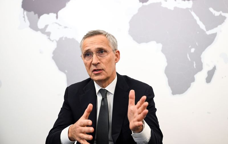 Reacția șefului NATO după declarațiile despre „steagul alb” ale Papei Francisc: „Capitularea nu înseamnă pace” 