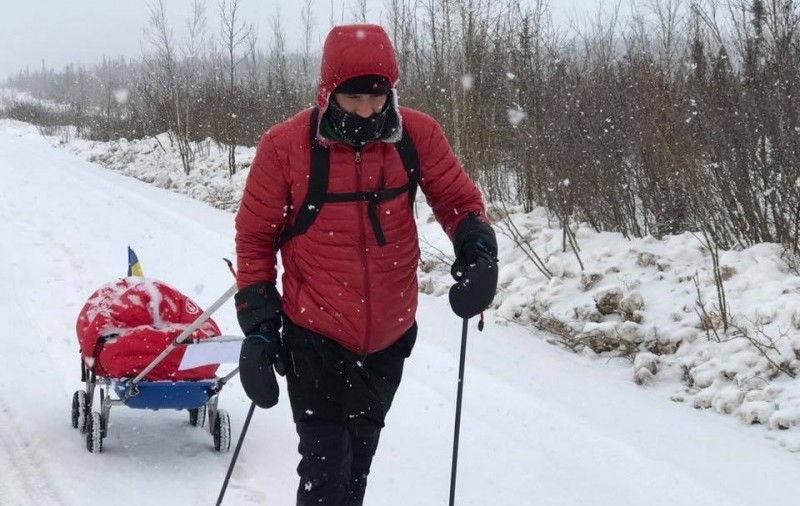 Tibi Ușeriu este pe primul loc la ultramaratonul de la Cercul Polar. Îndură termperaturi de minus 35 de grade Celsius ca să doboare un nou record