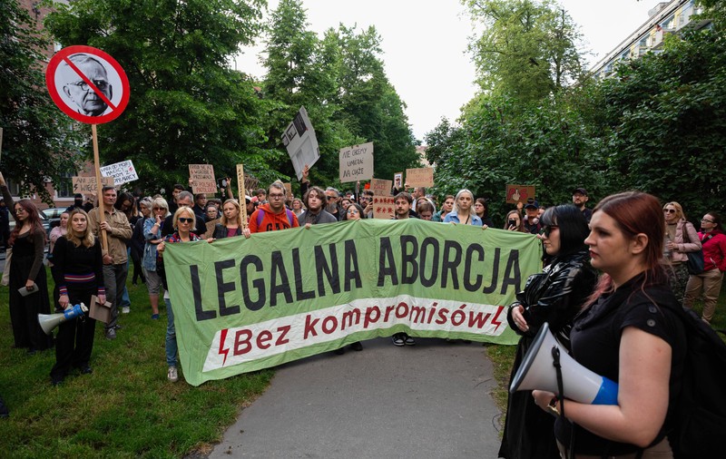 Polonia, condamnată de CEDO pentru că i-a interzis unei tinere să facă avort, deși fătul avea anomalii. Ce compensații va trebui să plătească