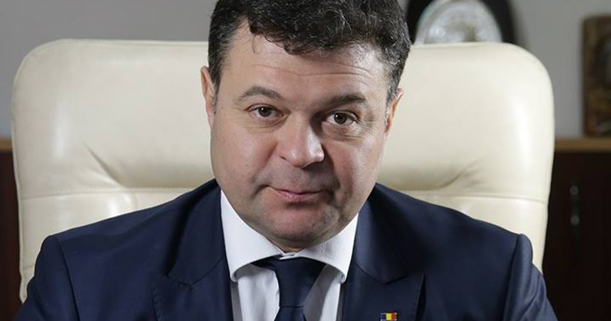 toți cei peste 3 milioane de elevi din România să viziteze în 2018 orașul Unirii
