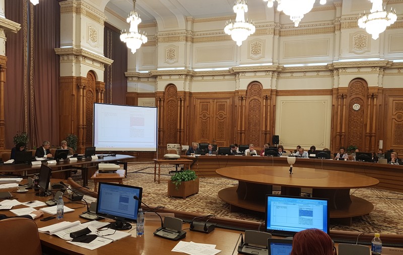 Comisia pentru legile justiției: Judecătorii, obligați să redacteze hotărârile în termen de cel mult 30 de zile