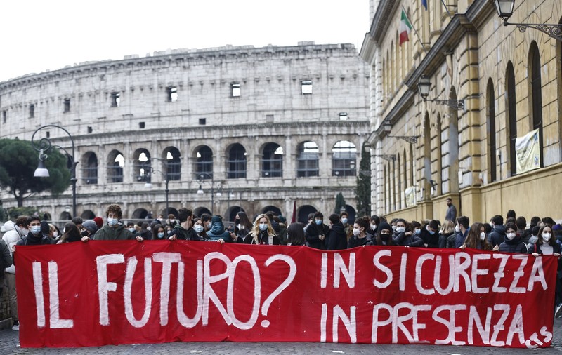 Italia: Pandemia de COVID-19 a redus speranţa de viaţă cu aproape un an