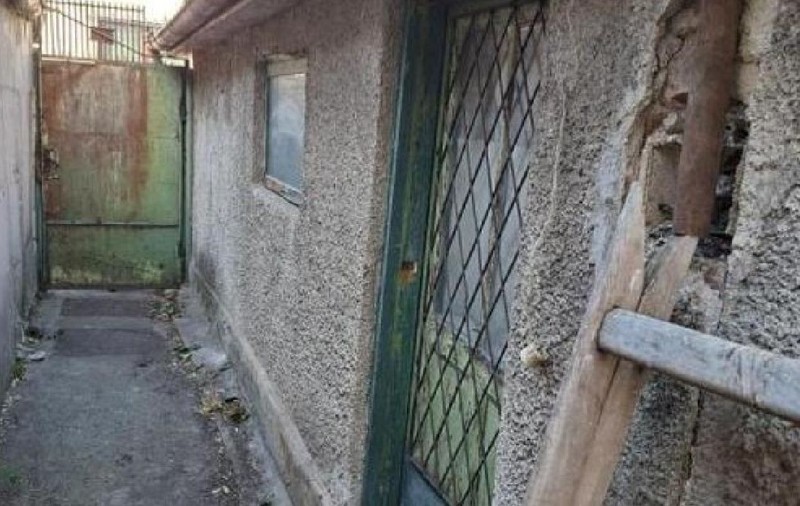 Prețul fabulos cu care se vinde un vechi garaj din București. Poate fi „o locuință cu minimum de confort”, spune agentul imobiliar