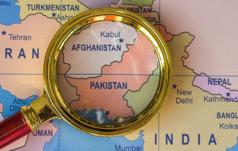 Afganistanul a atacat posturile de frontieră pakistaneze. Zeci de soldați ar fi fost uciși în confruntări