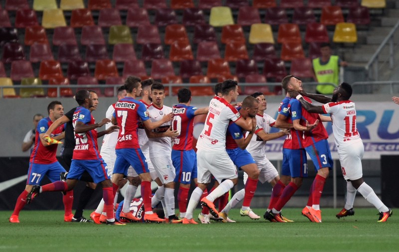 Liga Profesionistă de Fotbal a anunțat ziua și ora derbyului Dinamo - Steaua. Programul și televizările etapelor 16-19 din Liga 1