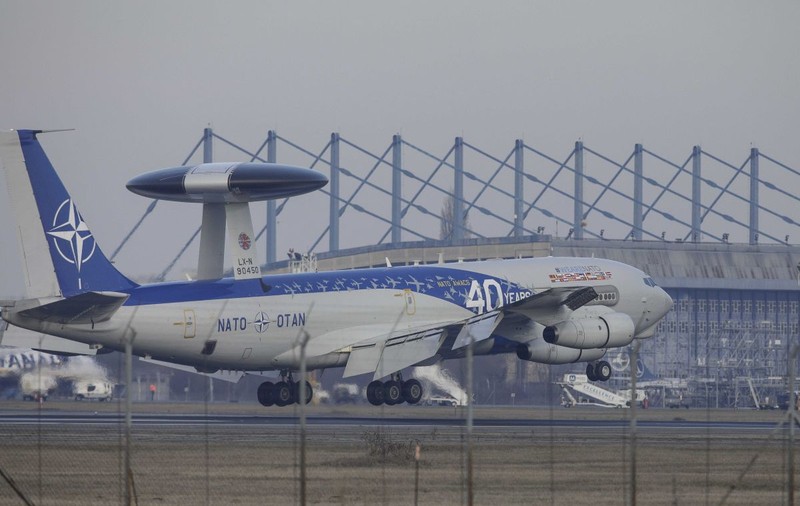 Avioanele NATO de supraveghere din Germania au aterizat pe Otopeni. Ce misiuni vor îndeplini