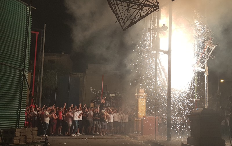 VIDEO/ Festa malteză. Ziua în care, dacă un locuitor de pe insulă moare, devine erou național