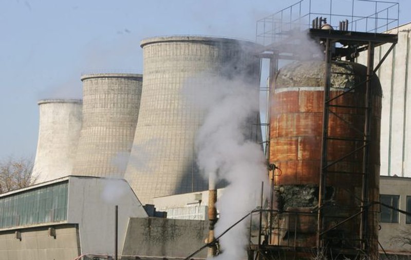 Consumul de energie al României a scăzut cu o treime în perioada 1996-2016, după ce industria fost tăiată la fier vechi. Polonia și Ungaria s-au eficientizat