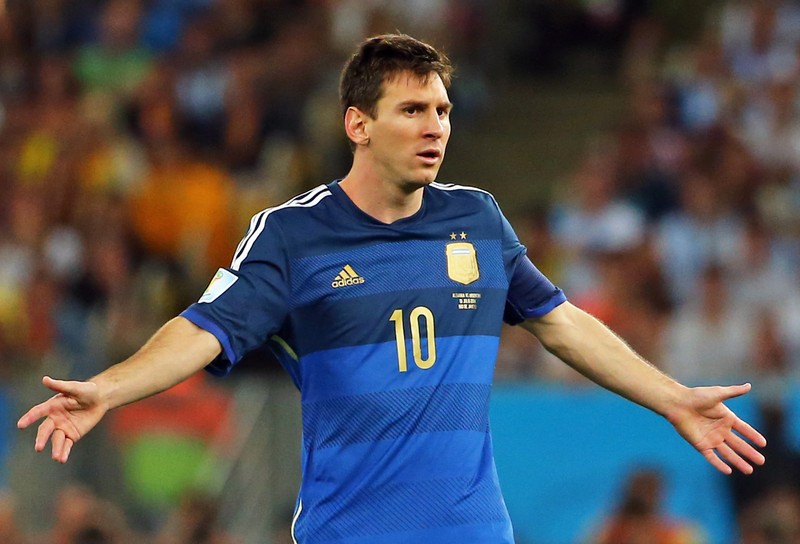 epa04314757 Argentina's Lionel Messi reacts during the FIFA World Cup 2014 final between Germany and Argentina at the Estadio do Maracana in Rio de Janeiro, Brazil, 13 July 2014. (RESTRICTIONS APPLY: Editorial Use Only, not used in association with any commercial entity - Images must not be used in any form of alert service or push service of any kind including via mobile alert services, downloads to mobile devices or MMS messaging - Images must appear as still images and must not emulate match action video footage - No alteration is made to, and no text or image is superimposed over, any published image which: (a) intentionally obscures or removes a sponsor identification image; or (b) adds or overlays the commercial identification of any third party which is not officially associated with the FIFA World Cup) EPA/DIEGO AZUBEL EDITORIAL USE ONLY