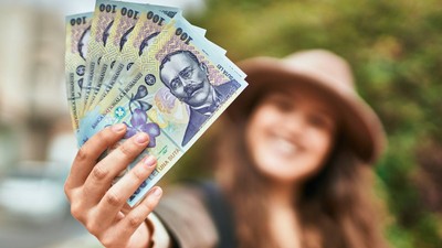 S-a dat startul voucherelor de vacanță din 2026. Cine sunt românii care primesc 800 de lei de la stat pentru concediu