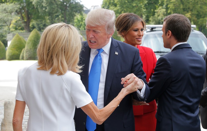 VIDEO| Trump i-a făcut complimente lui Brigitte Macron: Ești într-o formă atât de bună