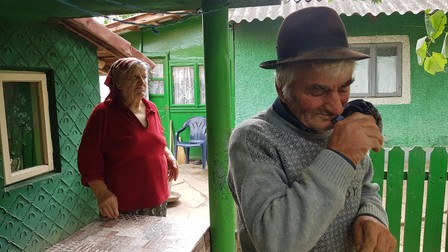 Anica şi Costică Albină sunt supăraţi că n-au primit înapoi nimic din bunurile furate