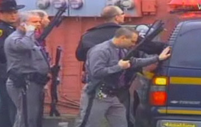 14 morţi după un atac armat în New York