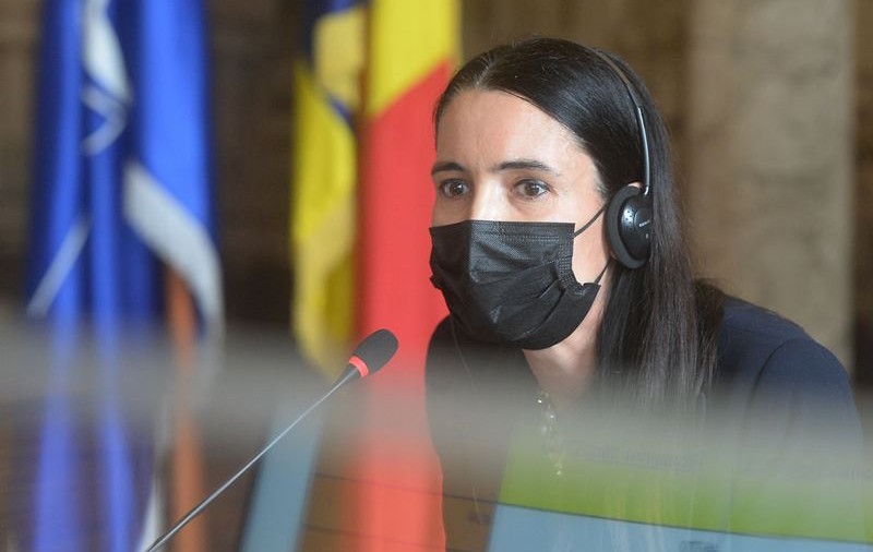 Clotilde Armand a semnat un contract cu o altă firmă de salubrizare pe perioada stării de alertă