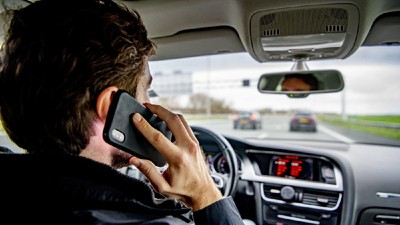 radar-telefon-mobil-la-volan