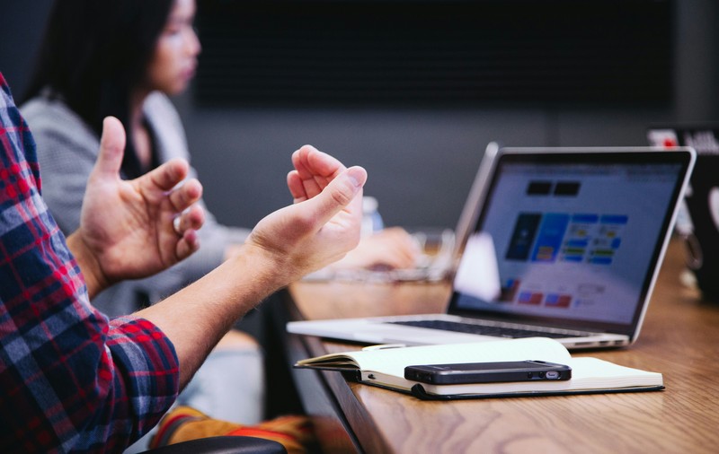 Topul celor mai căutate abilități digitale și de AI: digital marketing, analiză de date &amp; business intelligence, generative AI &amp; prompt engineering, machine learning și cybersecurity apar cel mai frecvent în anunțurile de angajare