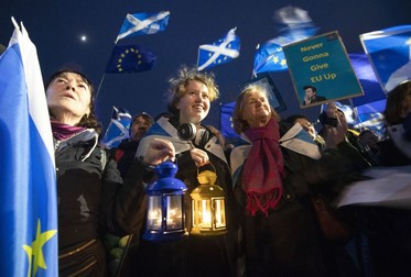 Scoțienii au manifestat împotriva Brexitului la Edinburgh FOTO: EPA