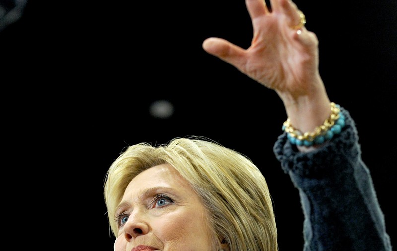 ALEGERI în SUA. Hillary Clinton, înfrângere usturătoare, în statul New Hampshire