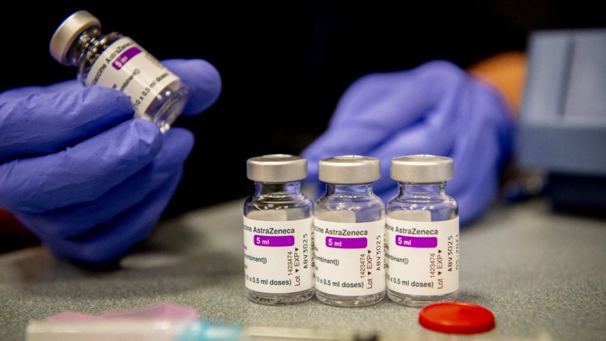 VIDEO Vaccinare suspendată parțial sau total cu AstraZeneca în 9 țări europene. Reacția lui Valeriu Gheorghiță: „România nu a primit doze din acel lot”