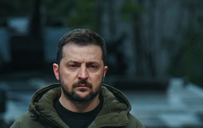Zelenski reacționează la filmarea în care un presupus soldat ucrainean e decapitat: „Cât de ușor ucid aceste fiare”