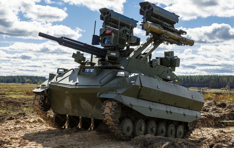 Robotul militar folosit de Ucraina pentru care rușii oferă o recompensă de 15.000 de euro dacă este capturat. Ce alte tehnologii sunt testate pe front