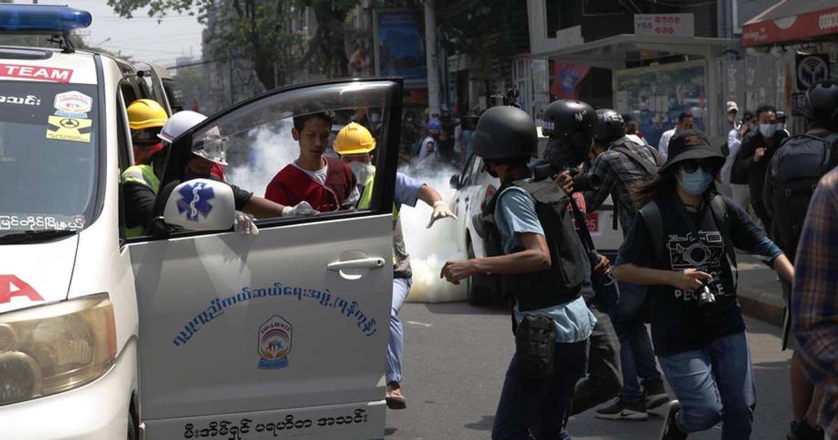 Noi proteste în Myanmar (foto EPA)