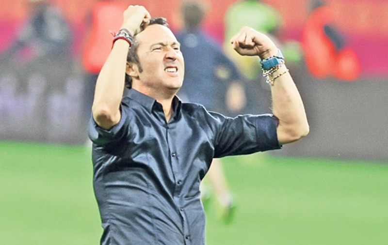 Managerul Mihai Stoica, despre posibila penalizare a Stelei: «Bărbaţii luptă în orice condiţii!»