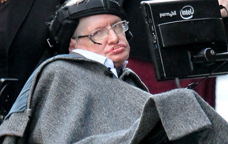 Stephen Hawking prezice sfârșitul lumii și cum va fi distrus Pământul