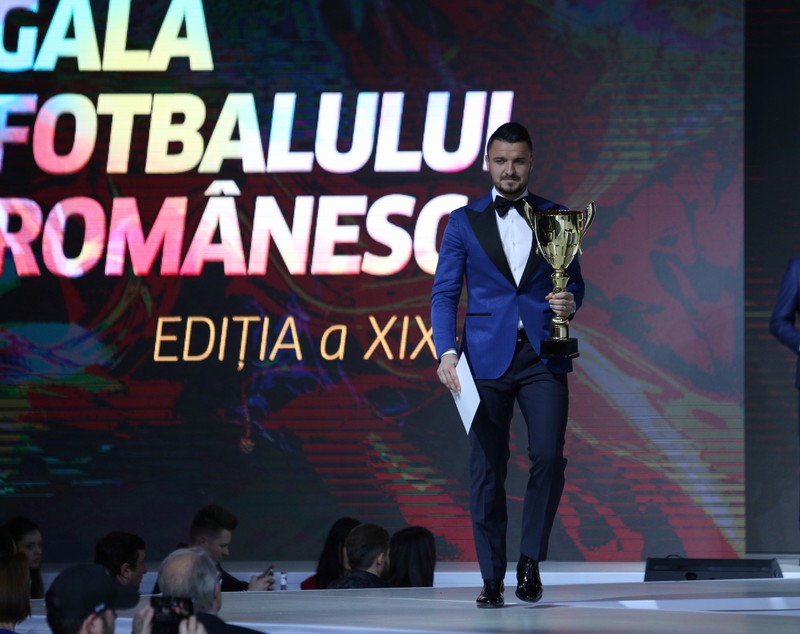 Gala Fotbalului Românesc 2017. Budescu, jucătorul anului. Hagi - antrenorul anului! Toate premiile acordate | FOTO&VIDEO